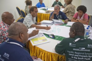 Honiara CASLE Symposium August 2014 Gregory Rofeta, Undersecretary (Admin) MoLHS - leads HBA workshop